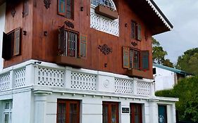 The Golf Green City Bungalow